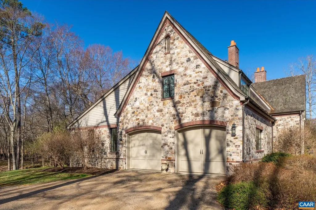 880 Club Drive Keswick VA 22947