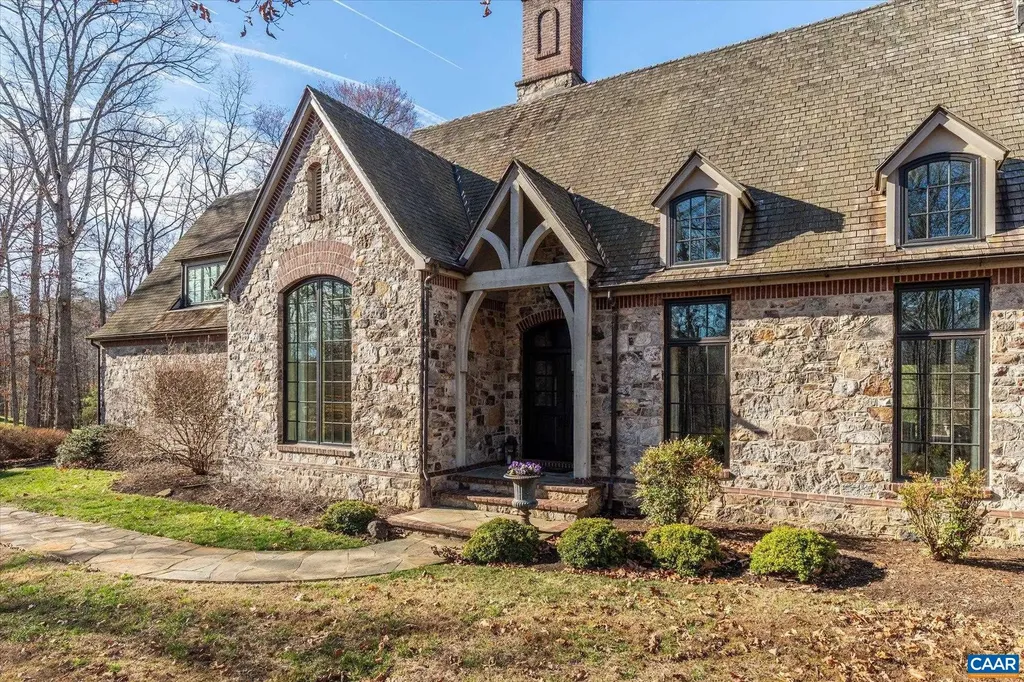 880 Club Drive Keswick VA 22947