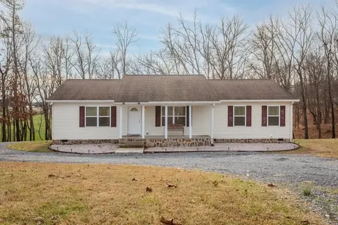 7583 Ford View Road Weyers Cave VA 24486
