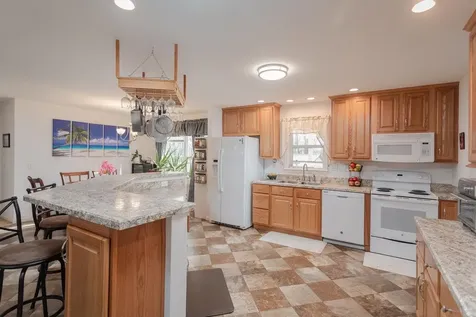 7583 Ford View Road Weyers Cave VA 24486