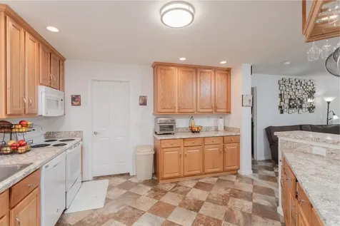 7583 Ford View Road Weyers Cave VA 24486