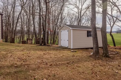 7583 Ford View Road Weyers Cave VA 24486