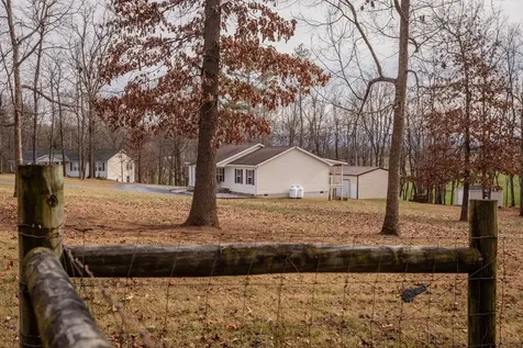 7583 Ford View Road Weyers Cave VA 24486