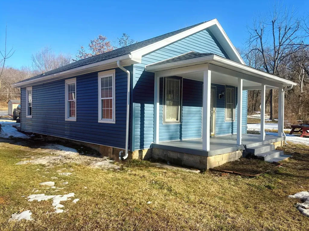 1473 Tenth Street Waynesboro VA 22980