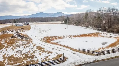 1259 Farmview Road Luray VA 22835