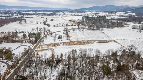 1259 Farmview Road Luray VA 22835