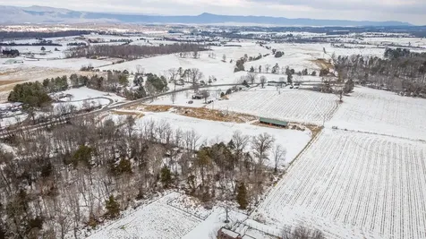 1259 Farmview Road Luray VA 22835