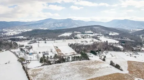 1259 Farmview Road Luray VA 22835