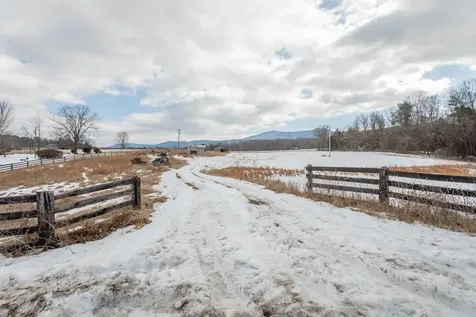 1259 Farmview Road Luray VA 22835