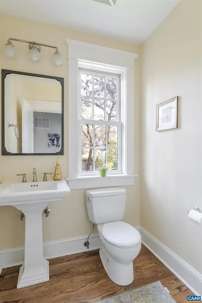 1826 Wayside Place Charlottesville VA 22903