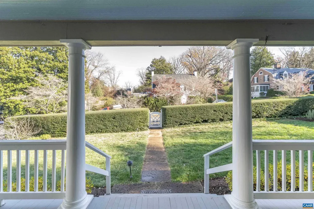 1826 Wayside Place Charlottesville VA 22903