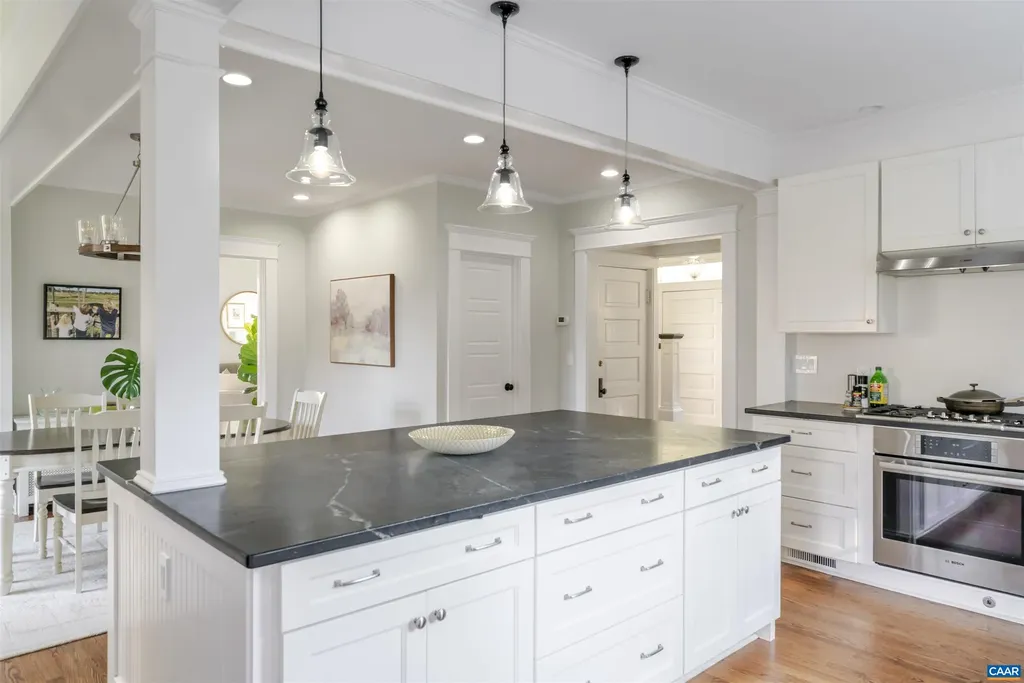 1826 Wayside Place Charlottesville VA 22903