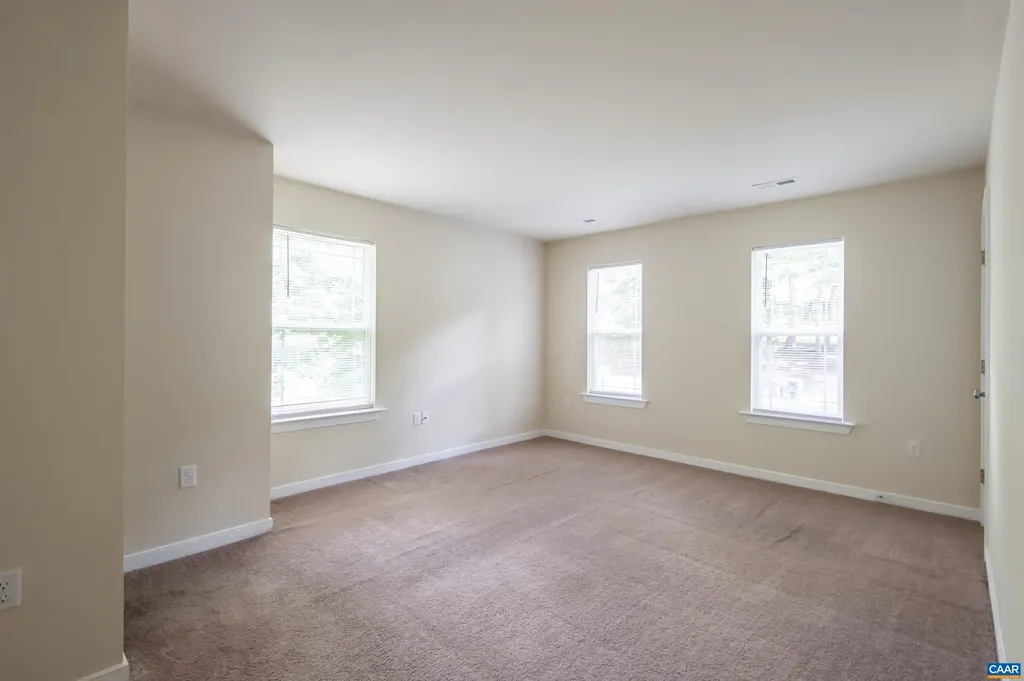 13 Zephyr Road Palmyra VA 22963