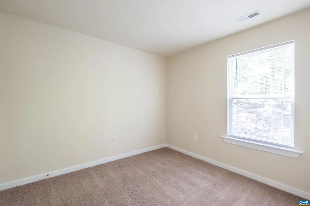 13 Zephyr Road Palmyra VA 22963