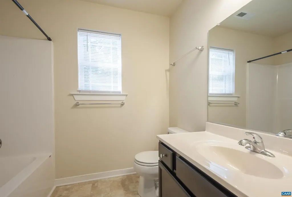 13 Zephyr Road Palmyra VA 22963