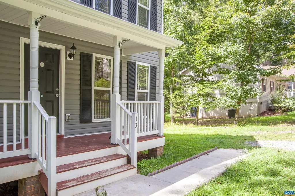 13 Zephyr Road Palmyra VA 22963
