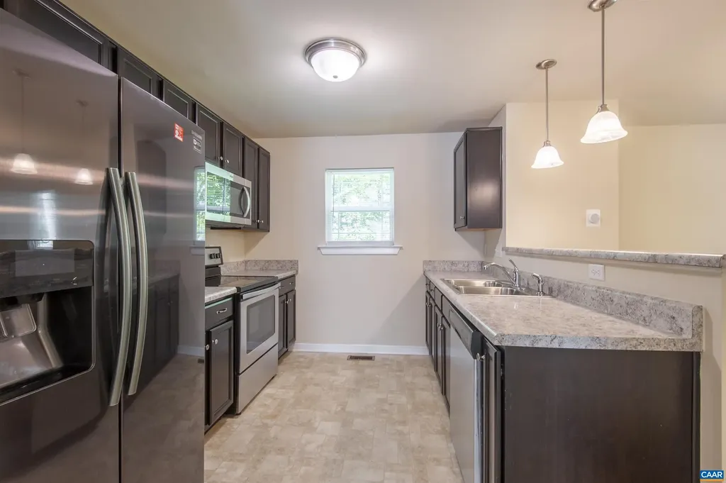 13 Zephyr Road Palmyra VA 22963