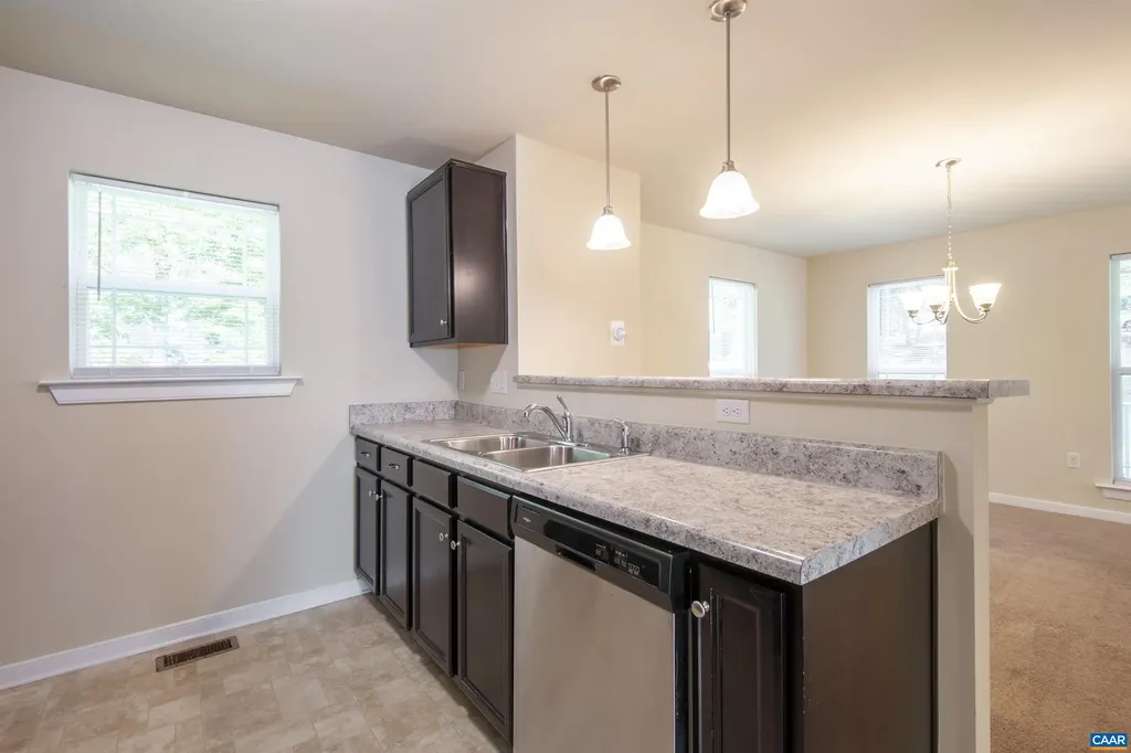 13 Zephyr Road Palmyra VA 22963