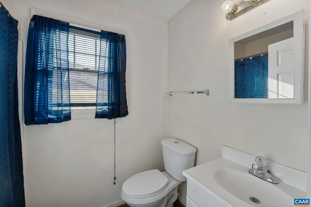 354 10 1/2 Street NW Charlottesville VA 22903