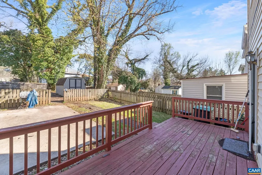 354 10 1/2 Street NW Charlottesville VA 22903