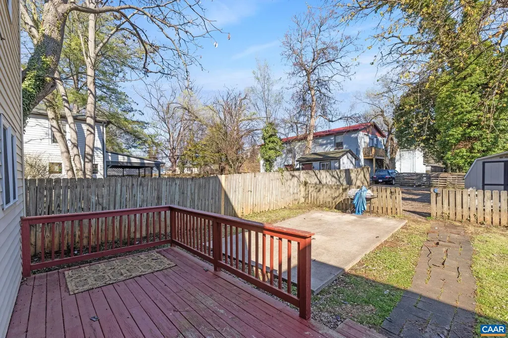 354 10 1/2 Street NW Charlottesville VA 22903