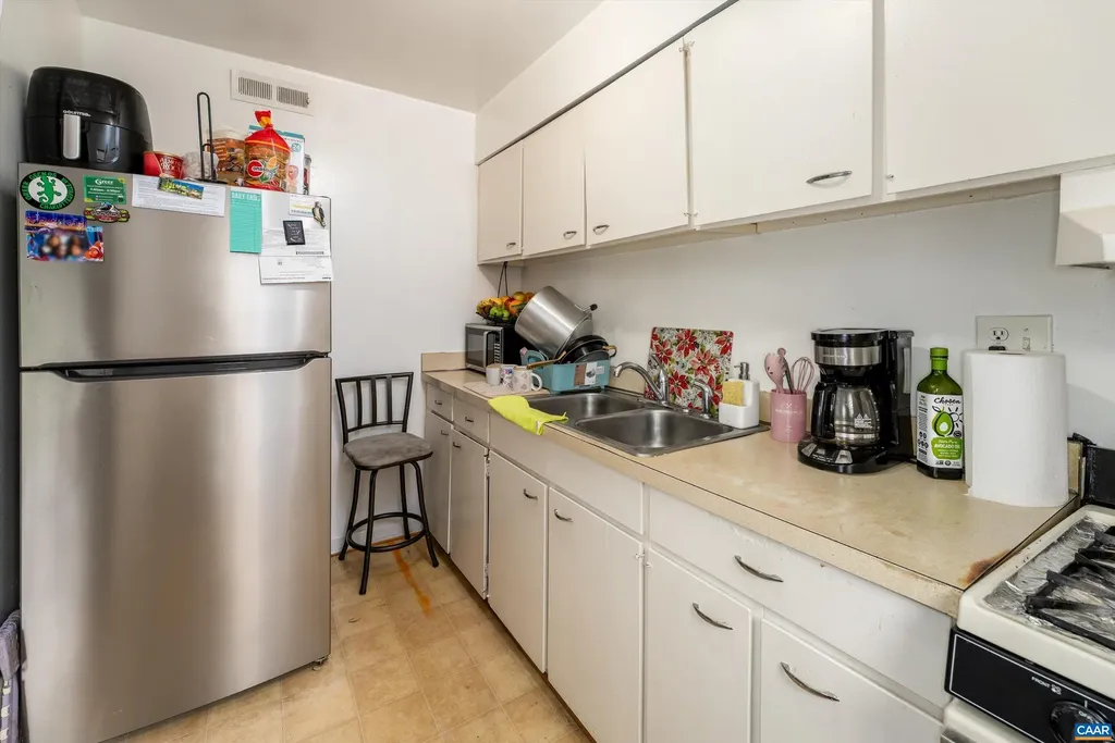 2517 Hydraulic Road Charlottesville VA 22901