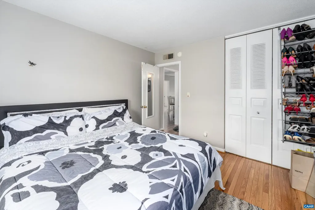 2517 Hydraulic Road Charlottesville VA 22901