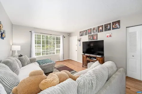 2517 Hydraulic Road Charlottesville VA 22901