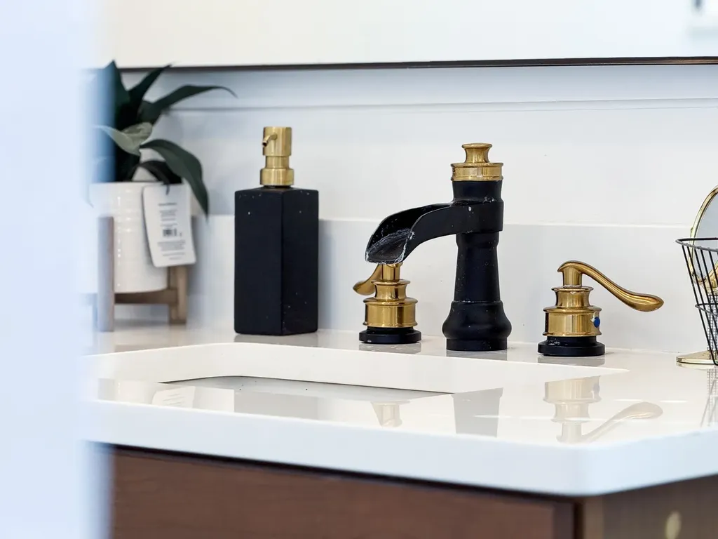 42 J Ranch Lane Fishersville VA 22939