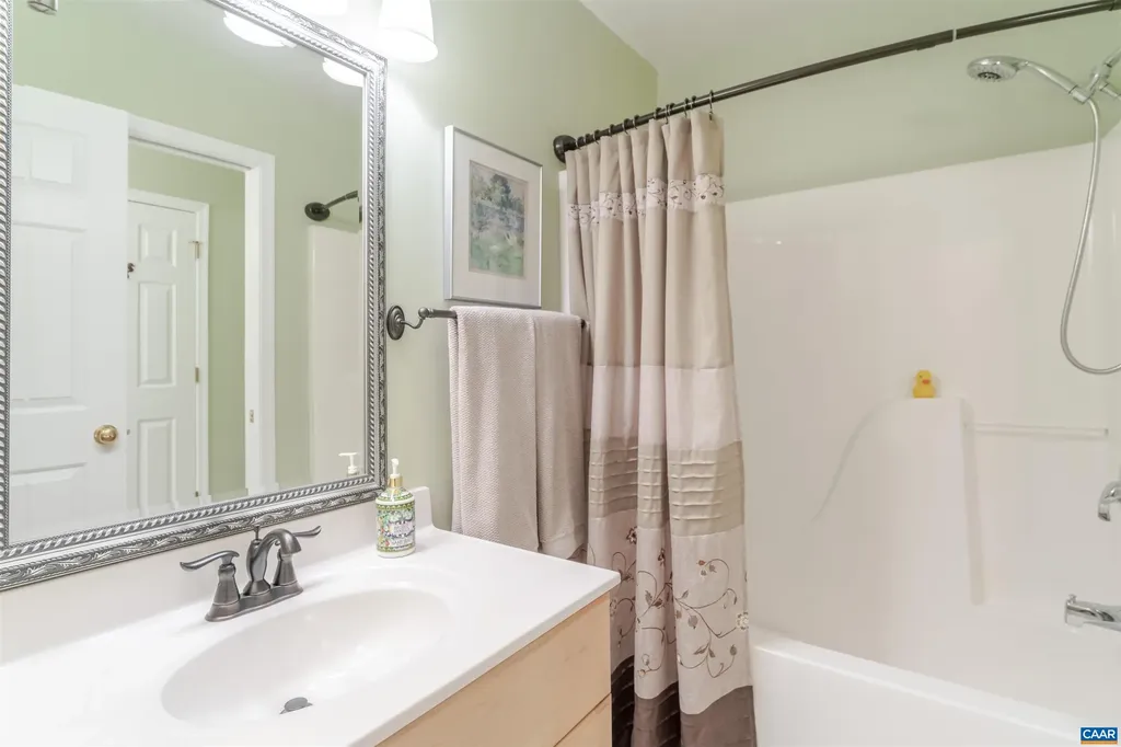 931 Braeburn Street Crozet VA 22932