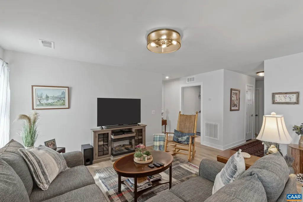 108 Archer Drive Palmyra VA 22963