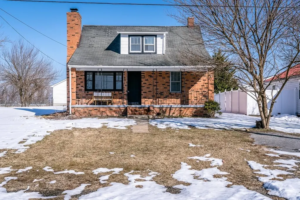 314 Spring Avenue W Elkton VA 22827