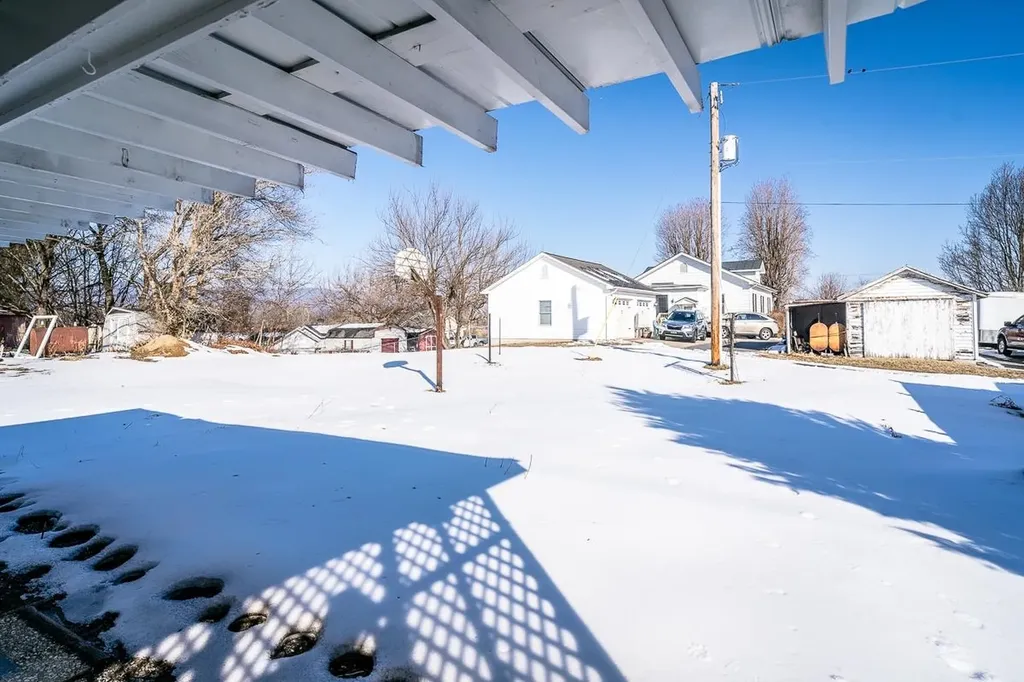 314 Spring Avenue W Elkton VA 22827