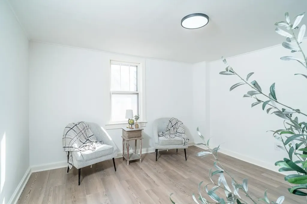 314 Spring Avenue W Elkton VA 22827