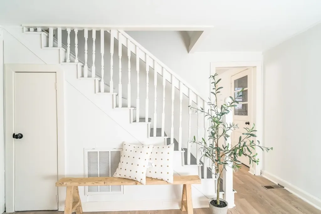 314 Spring Avenue W Elkton VA 22827