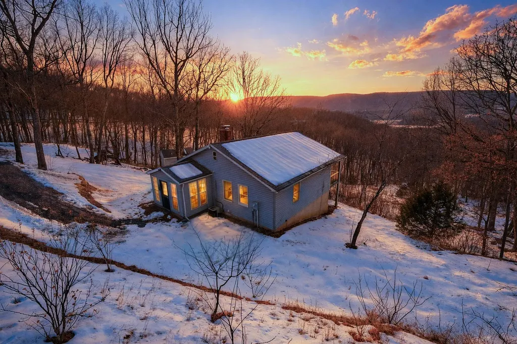 Fort Valley VA, 99 Laurel Lane