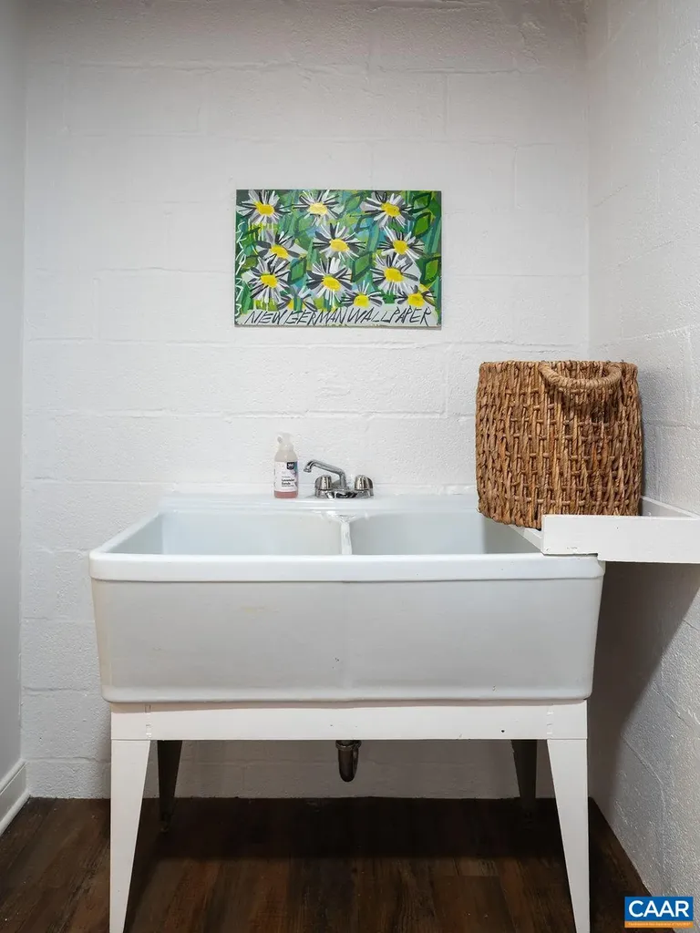 1621 Meadowbrook Heights Road Charlottesville VA 22901