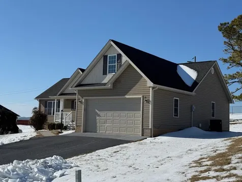 32 Riverhead Drive Staunton VA 24401
