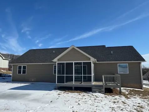 32 Riverhead Drive Staunton VA 24401