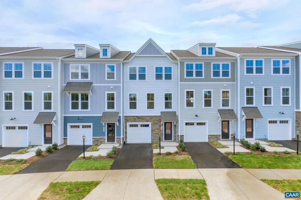 Crozet VA, 2982 Rambling Brook Lane, Unit 127