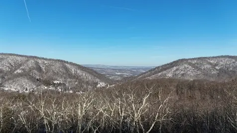 3,4,5 Ski Slope Way Hot Springs VA 24445