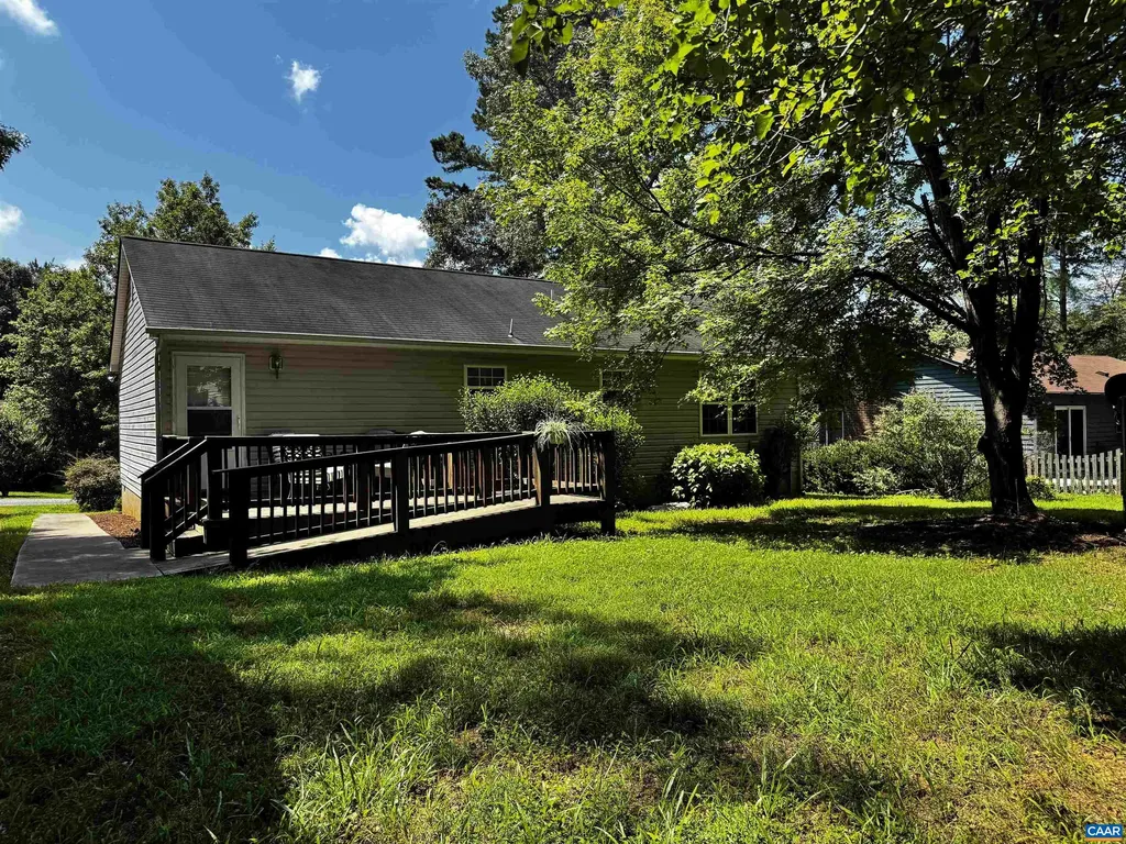 10 Loblolly Road Palmyra VA 22963