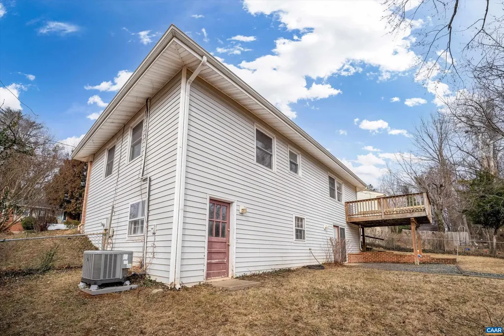 1204 Holmes Avenue Charlottesville VA 22901