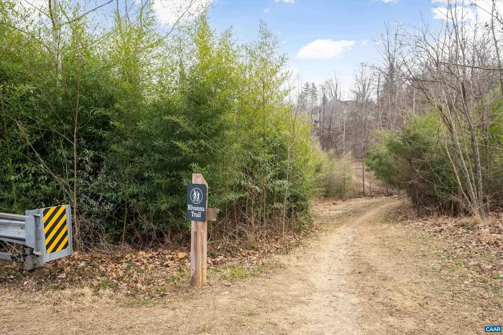 1204 Holmes Avenue Charlottesville VA 22901