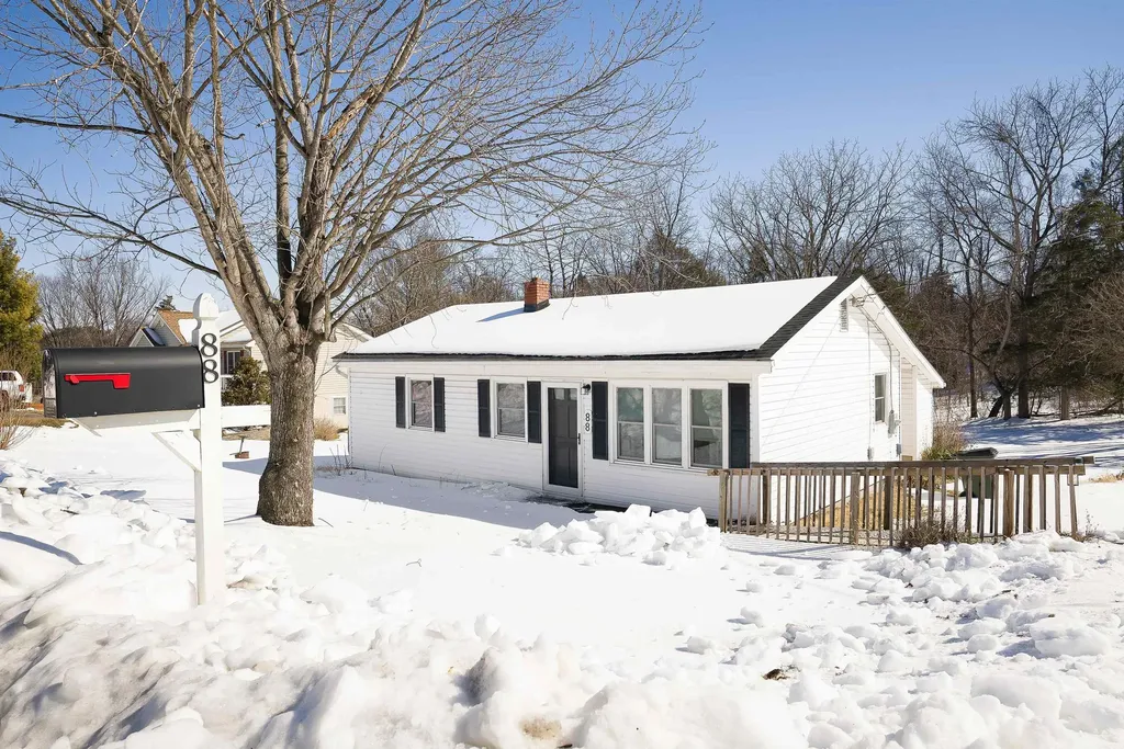 88 Beverley Street Verona VA 24482