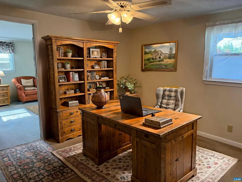 291 Arrow Head Lane Palmyra VA 22960