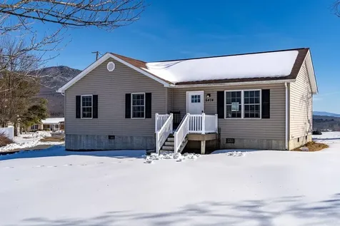 6474 Donnagail Drive E Penn Laird VA 22846