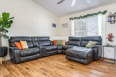 6474 Donnagail Drive E Penn Laird VA 22846