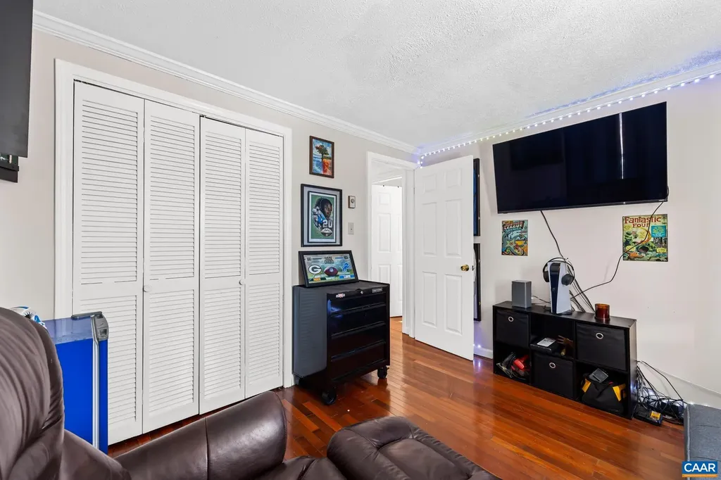 132 Pines Lane Shipman VA 22971