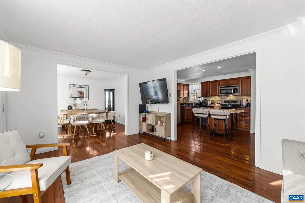 132 Pines Lane Shipman VA 22971